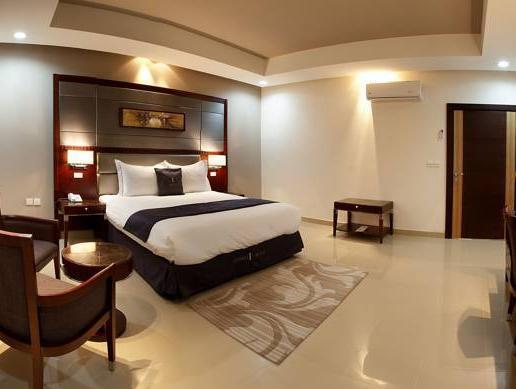 Intour Qurtoba Aparthotel Riyadh Ngoại thất bức ảnh