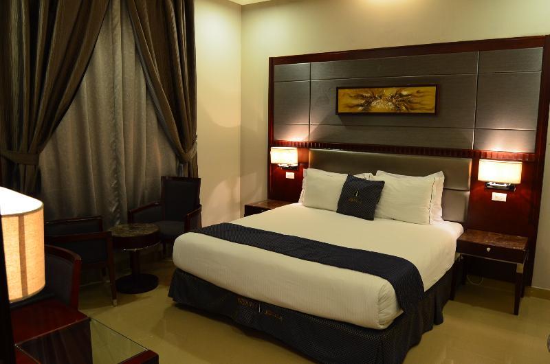 Intour Qurtoba Aparthotel Riyadh Ngoại thất bức ảnh
