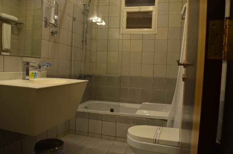 Intour Qurtoba Aparthotel Riyadh Ngoại thất bức ảnh